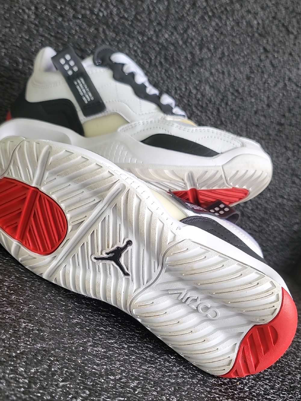 Nike Air Jordan MA2 "Light Smoke/University Red" Great Condition Wmns 7 - Picture 13 of 14